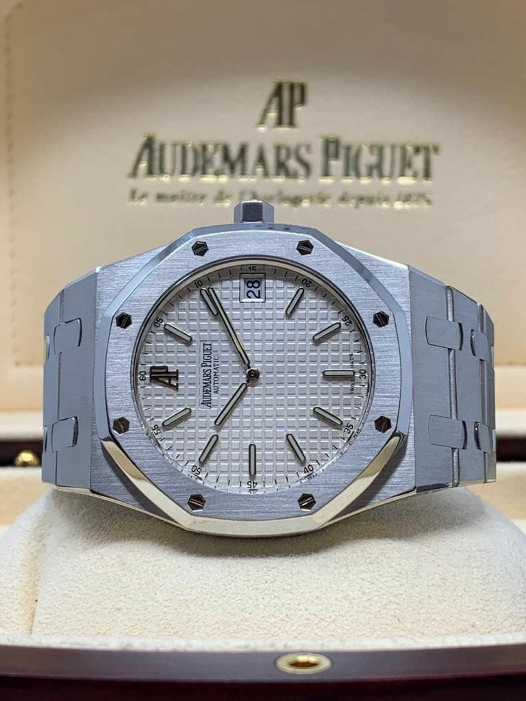 Audemars Piguet Royal Oak Ultra Thin Jumbo 15202ST.OO.0944ST.01