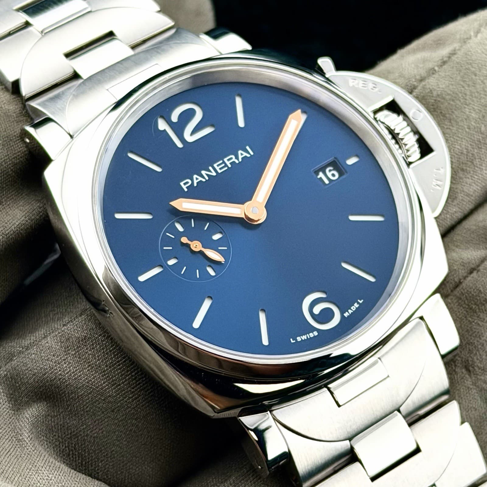 Panerai Luminor Due Blue Dial 42mm PAM01124 Bracelet Box Papers OEM Rubber Strap
