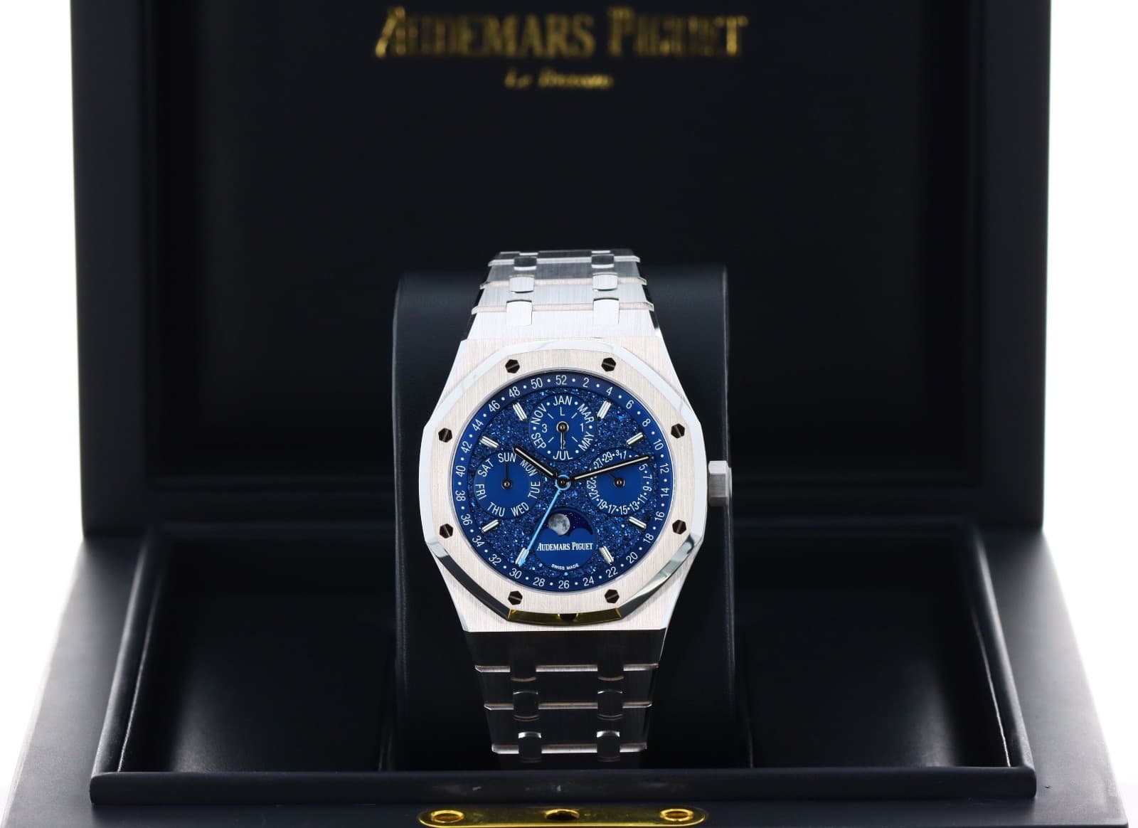 AP Royal Oak Perpetual John Mayer Limited 200 - White Gold, 26574BC.OO.1220BC.02