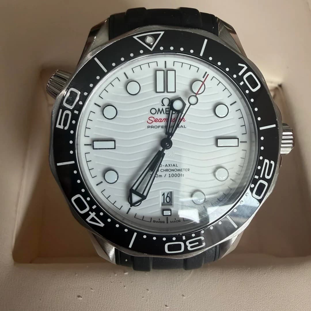 OMEGA Seamaster Diver 300M 210.32.42.20.04.001 - Full Set 2024 - MINT Condition