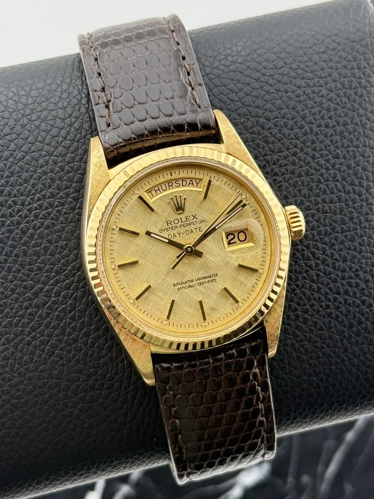 Rolex Day Date 1803 President 18K Gold – Linen Dial – Florentine Finish - 1970