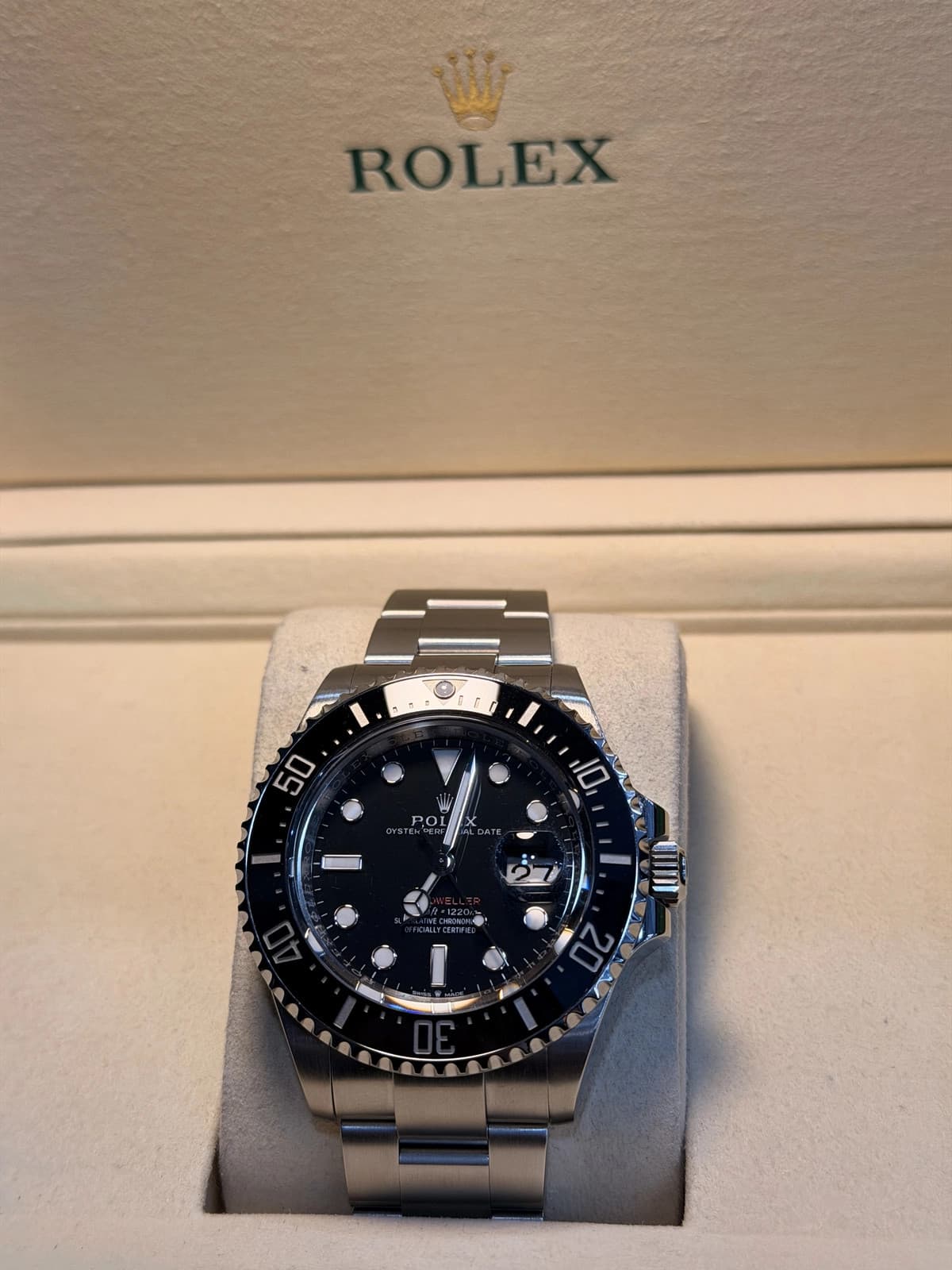 Rolex Sea-Dweller 43 Black Dial on Oyster 126600 Complete