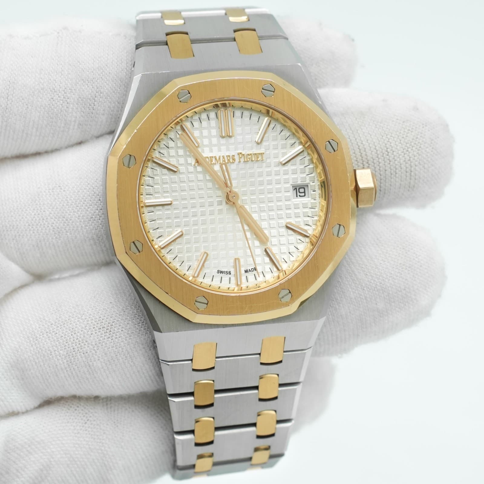 Audemars Piguet Royal Oak 15550SR.OO.1356SR.01 Stainless Steel Rose Gold White