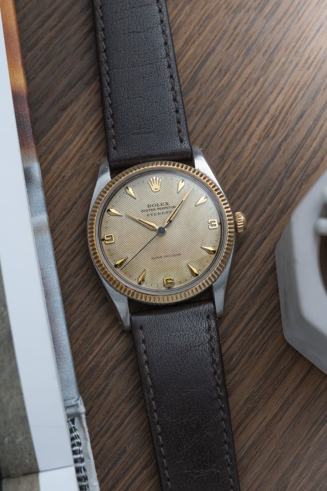 35mm Rolex 5505 Two Tone - Tropical Patina Honey Comb Dial - Everest Dial