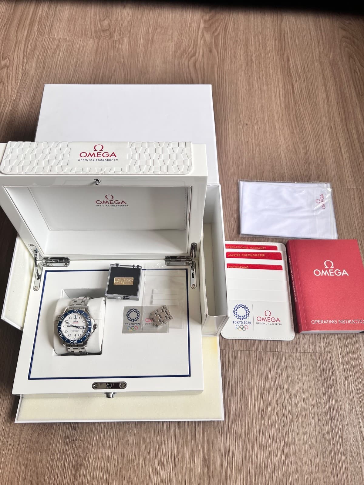 OMEGA Seamaster 300M 42mm Tokyo 2020 LimitedEdition 522.30.42.20.04.001 Co-Axial