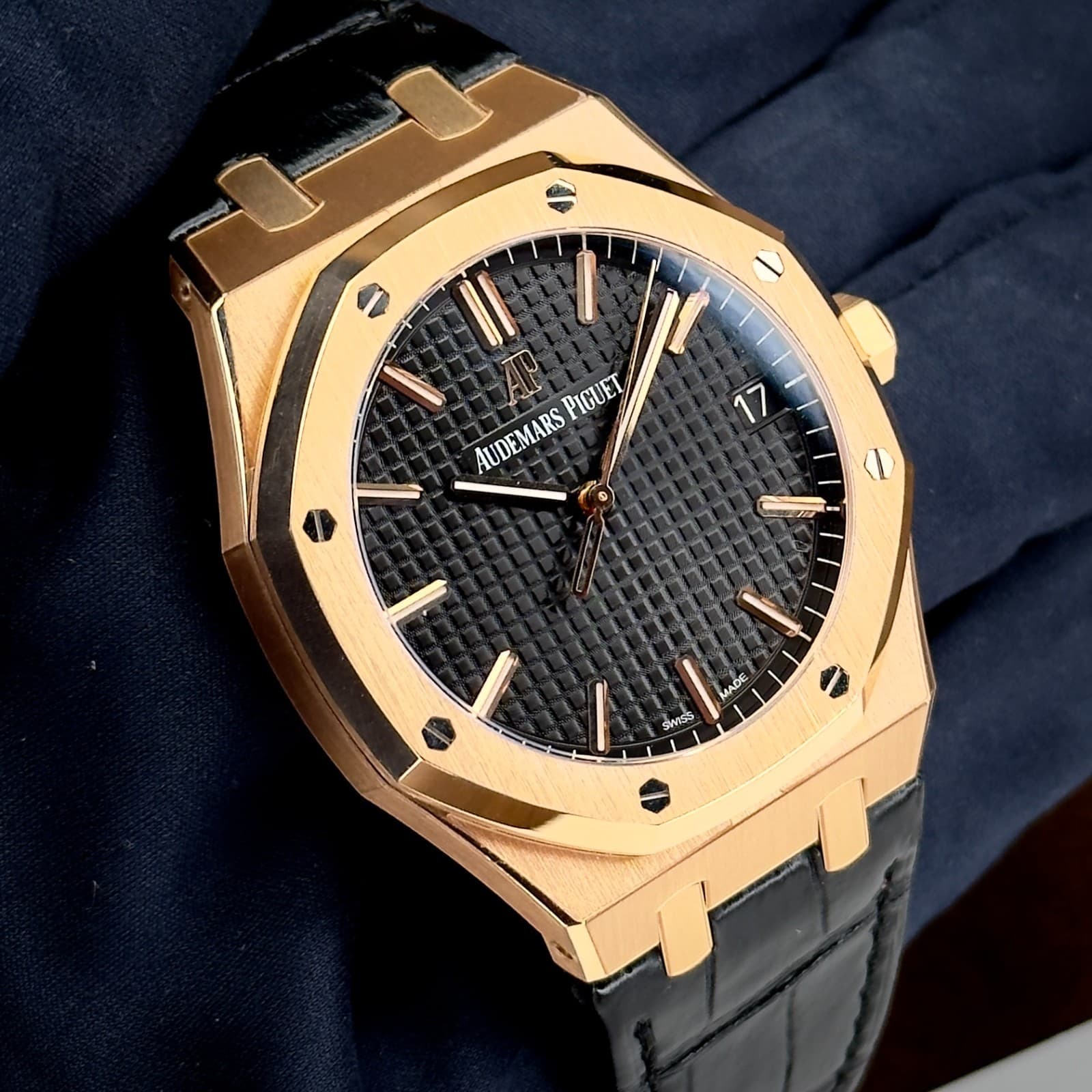 Audemars Piguet Royal Oak 15500OR 41mm Rose Gold Black Dial Complete Set