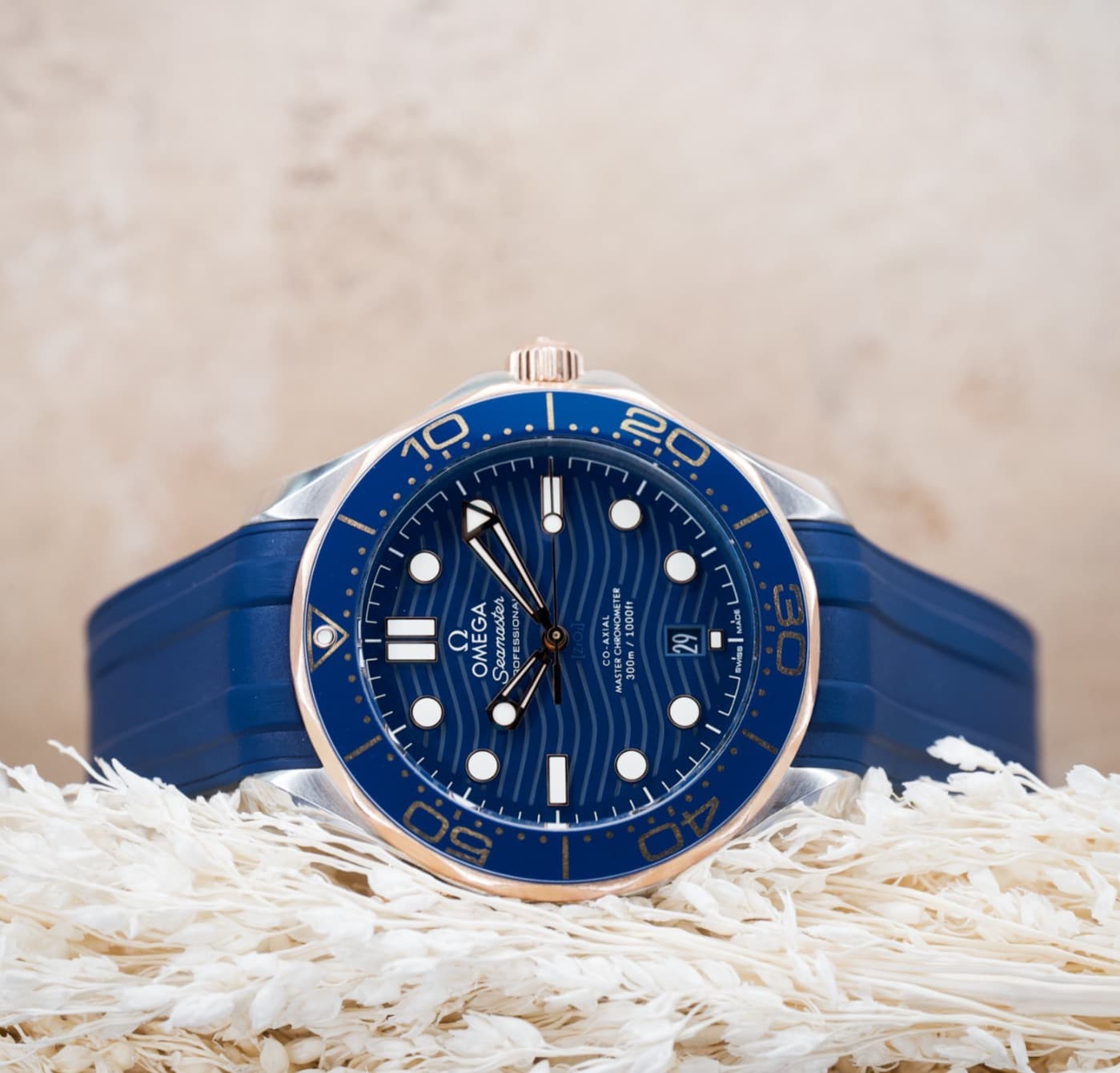 OMEGA Seamaster Diver 300M Blue Dial Sedna Gold 42mm 210.22.42.20.03.002
