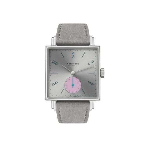 Nomos Glashütte Tetra Die Unerreichbare / Closed Case Back